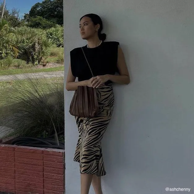 Carrie Chocolate Medium Shoulder Bag - FINAL SALE
