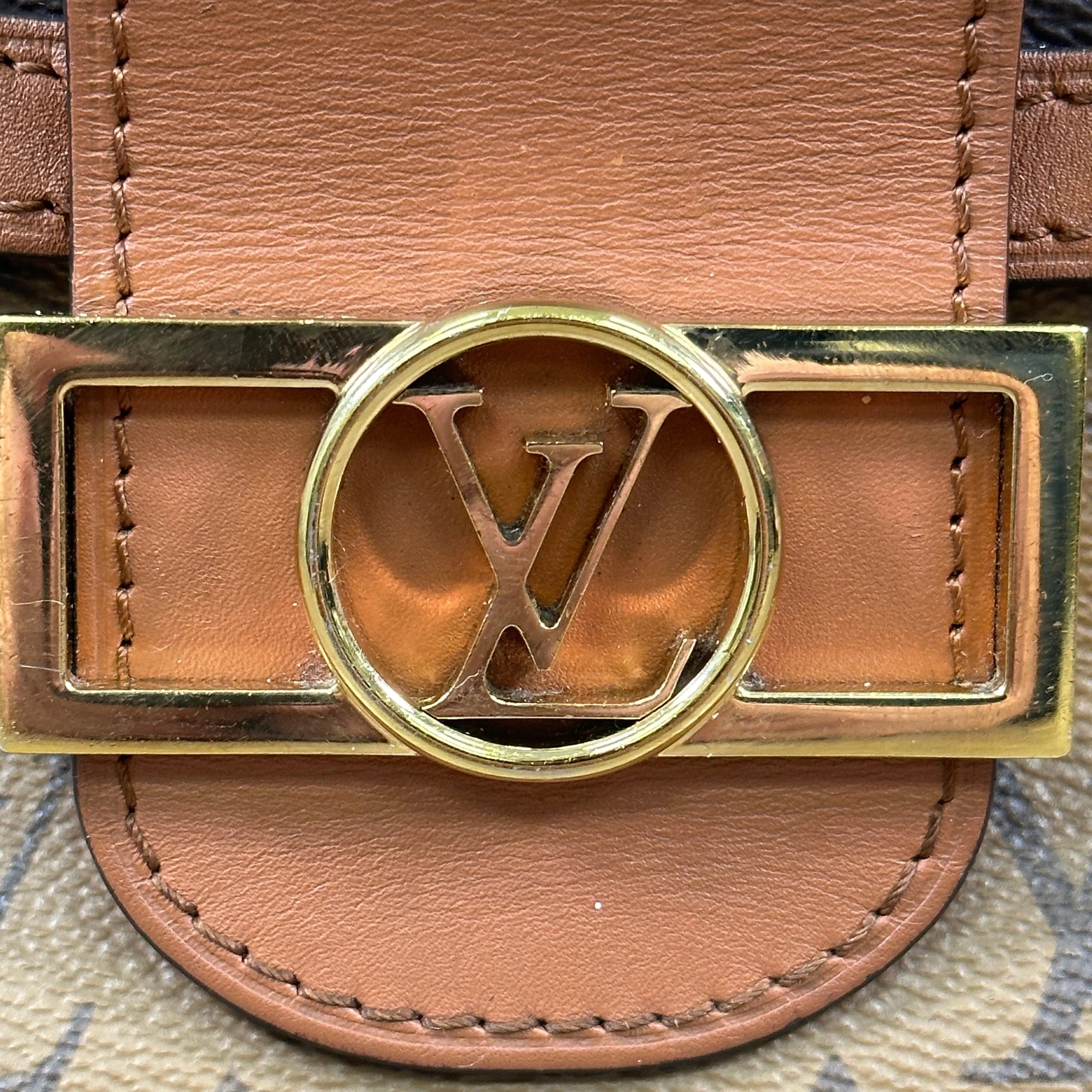 Louis Vuitton Dauphine MM - Monogram Canvas